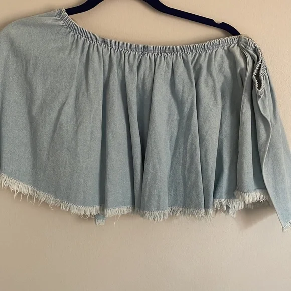 Denim off the shoulder top - Picture 5 of 5